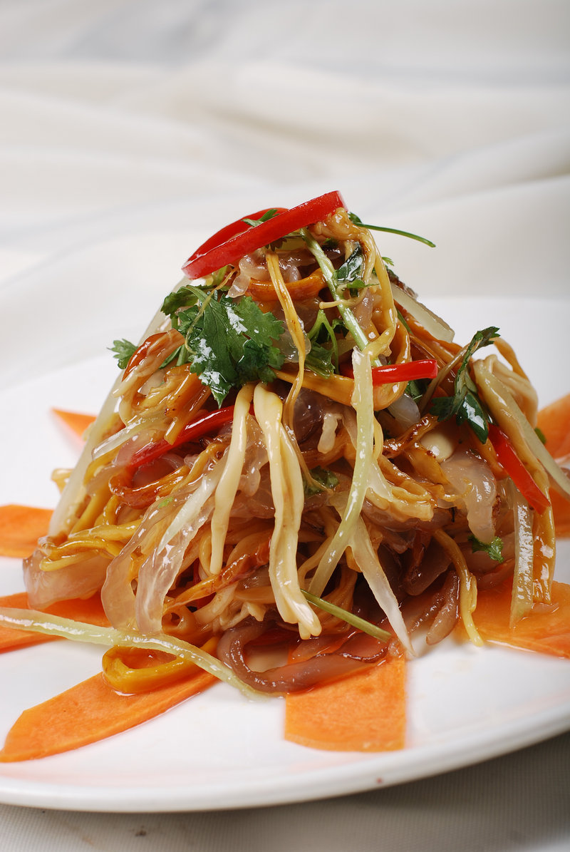 辣椒炒肉丝的家常做法 辣椒炒肉丝的家常做法