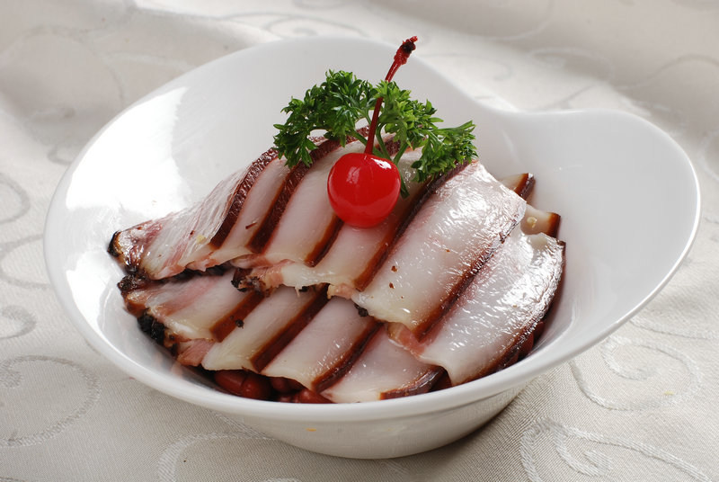 煮腊肉要放什么调料 煮腊肉放什么调料窍门 煮腊肉要放什么调料 煮腊肉放什么调料窍门