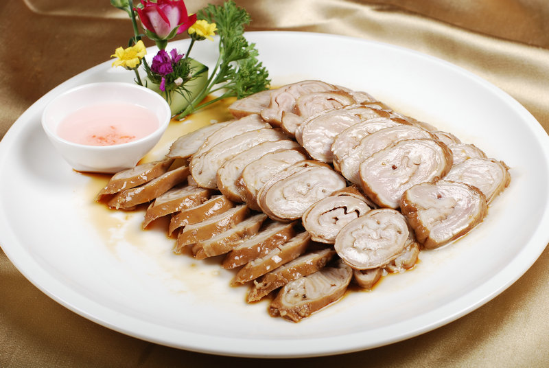 清蒸鲽鱼的正确做法 清蒸鳐鱼的做法 清蒸鲽鱼的正确做法 清蒸鳐鱼的做法